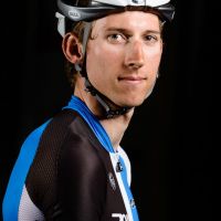 Belkin wielrenner Bauke Mollema in Blanco ploegkleding. - ©2013 Jelmer de Haas Bauke Mollema